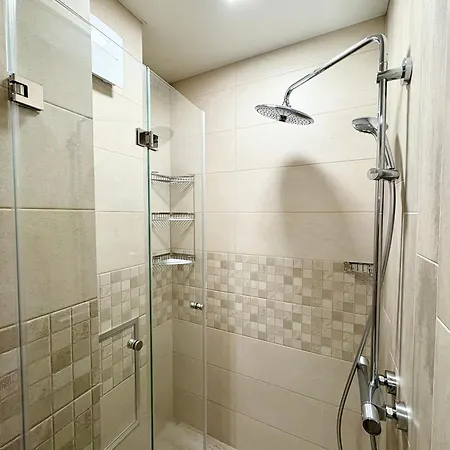 Vista 3br Free Parking Apartman
