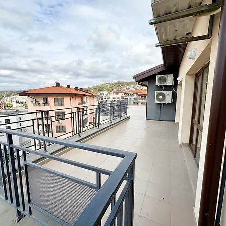 Vista 3br Free Parking Várna